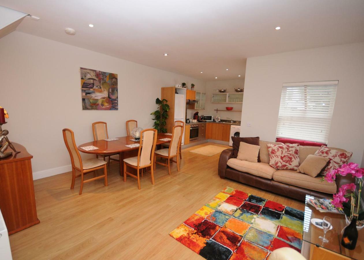 Apartament 5 College Crescent Galway Zewnętrze zdjęcie