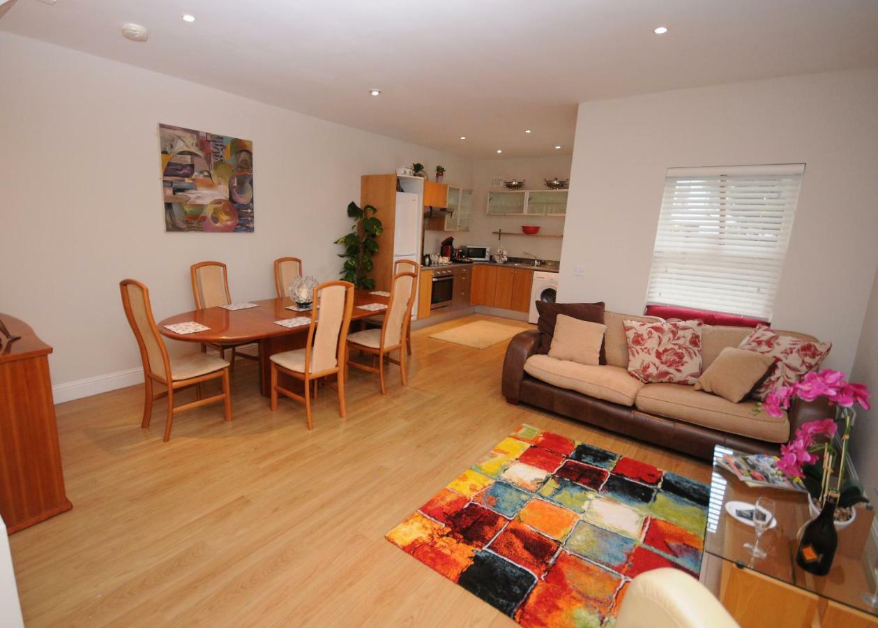 Apartament 5 College Crescent Galway Zewnętrze zdjęcie