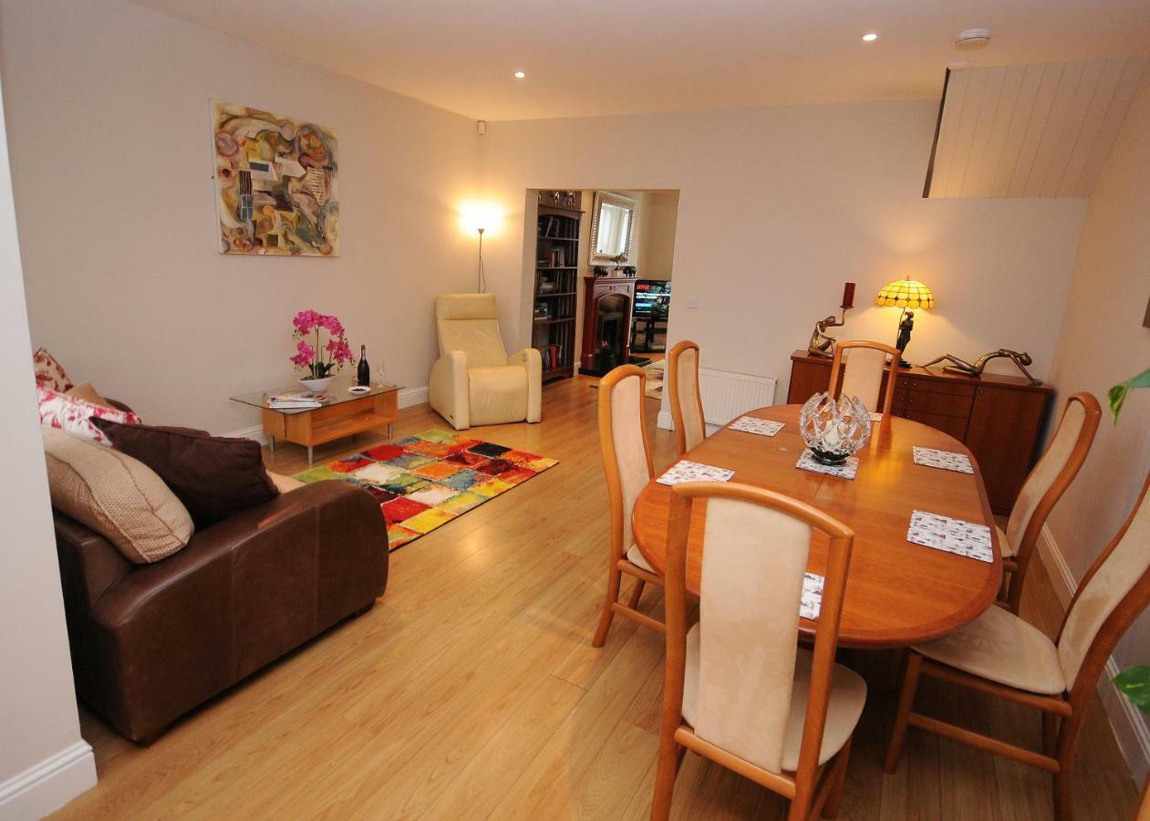 Apartament 5 College Crescent Galway Zewnętrze zdjęcie