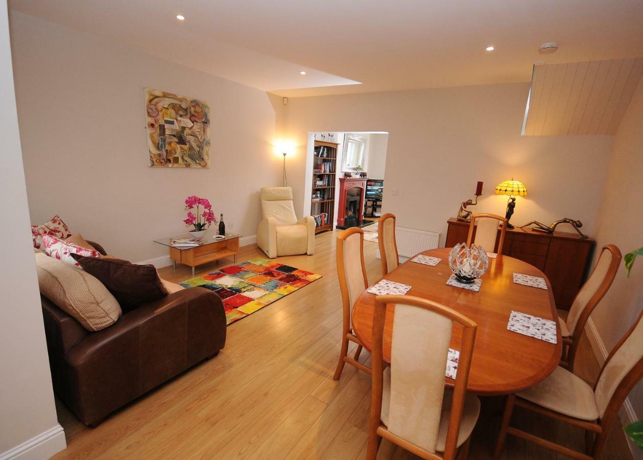 Apartament 5 College Crescent Galway Zewnętrze zdjęcie